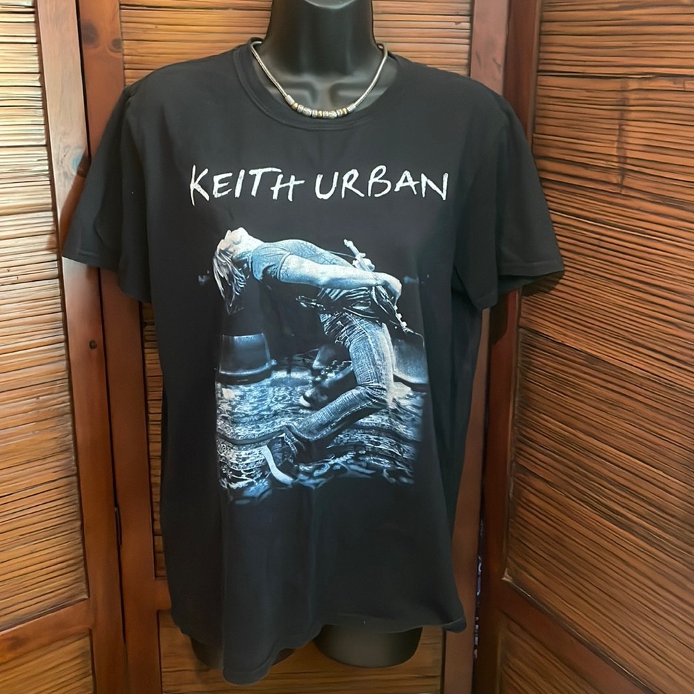 Keith Urban Concert Tee 2011